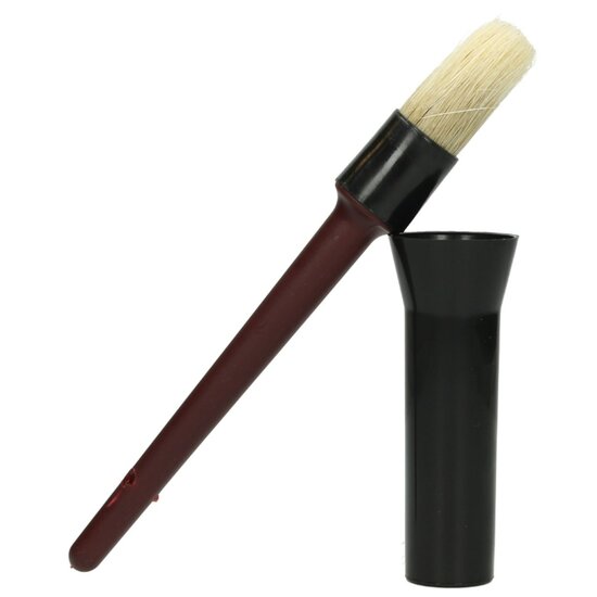 Pinceau avec capuchon